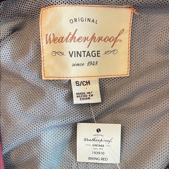 Red Hooded rain Jacket - Picture 4 of 5